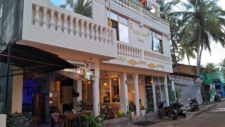 Hotel Cupids Heaven Resort
