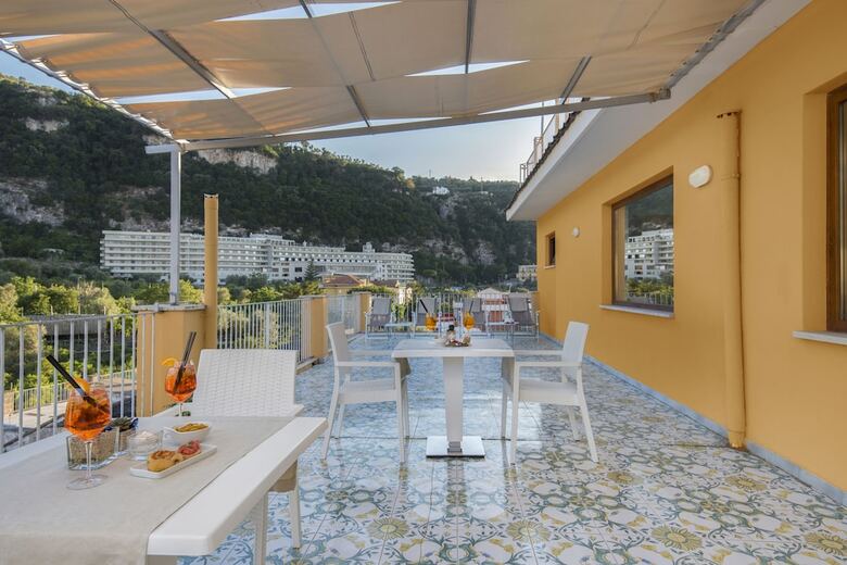 Hotel Leone
