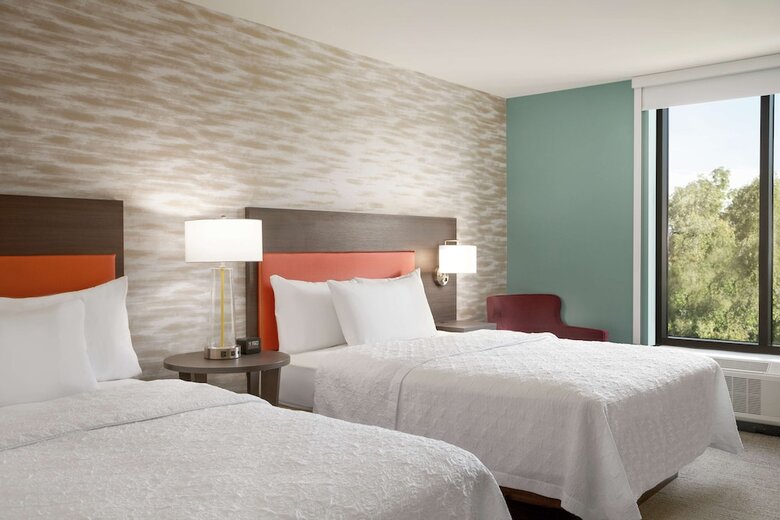 Hotel Home2 Suites By Hilton Woodland Hills