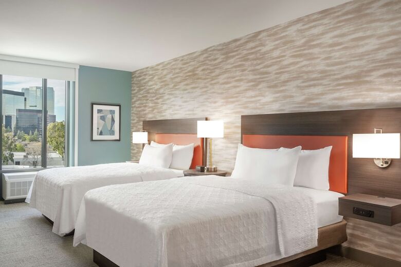 Hotel Home2 Suites By Hilton Woodland Hills