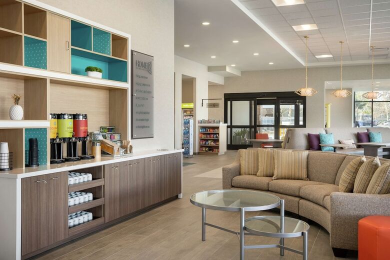 Hotel Home2 Suites By Hilton Woodland Hills