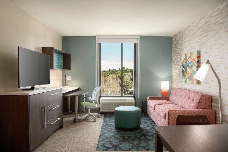 Hotel Home2 Suites By Hilton Woodland Hills