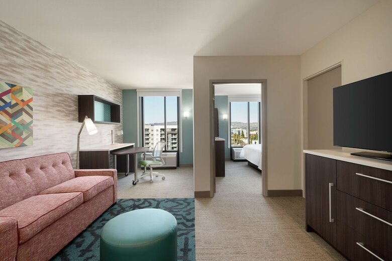 Hotel Home2 Suites By Hilton Woodland Hills
