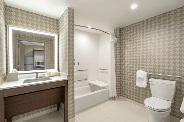 Hotel Home2 Suites By Hilton Woodland Hills