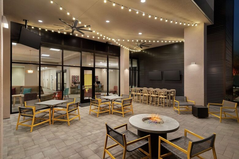 Hotel Home2 Suites By Hilton Woodland Hills