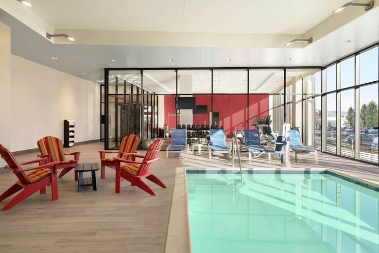 Hotel Home2 Suites By Hilton Woodland Hills