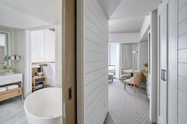 Four Seasons Hotel New Orleans