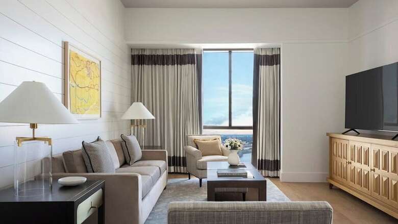 Four Seasons Hotel New Orleans