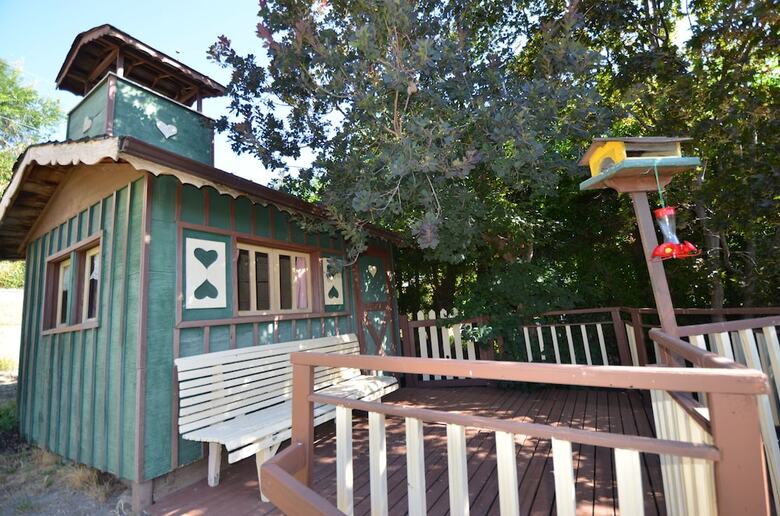 Fairy's Garden Chalet