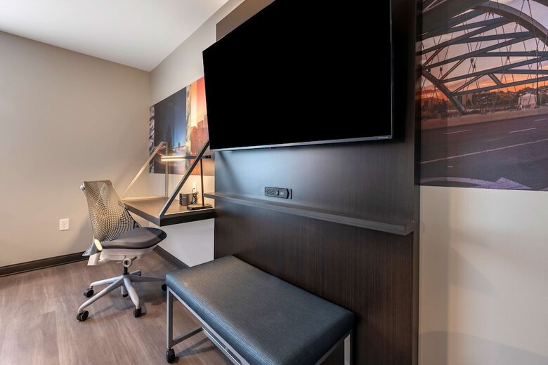 V?b Hotel By Best Western Denver Rino