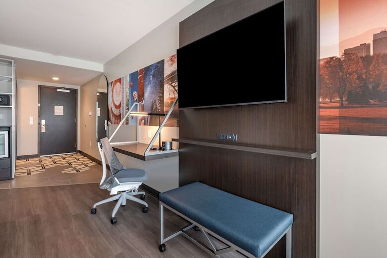 V?b Hotel By Best Western Denver Rino