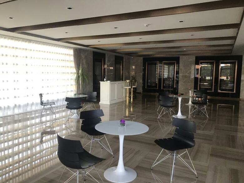 Nova Hotel