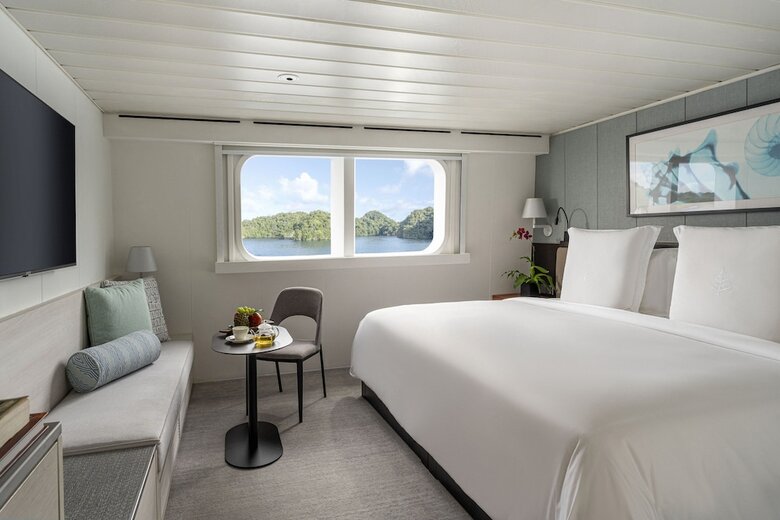 Four Seasons Explorer, Palau - Cruising Resort