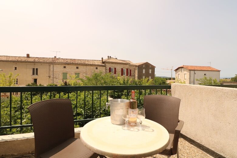 Hotel 30 Rte De Vallon Pont D Arc