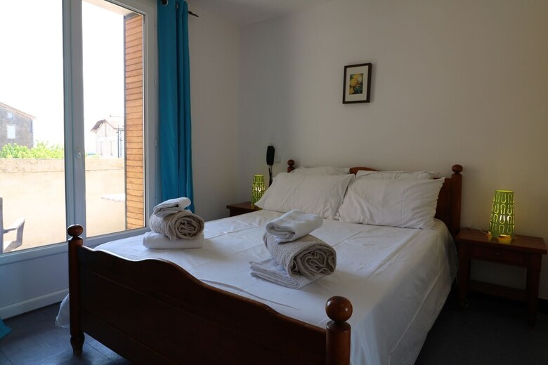 Hotel 30 Rte De Vallon Pont D Arc