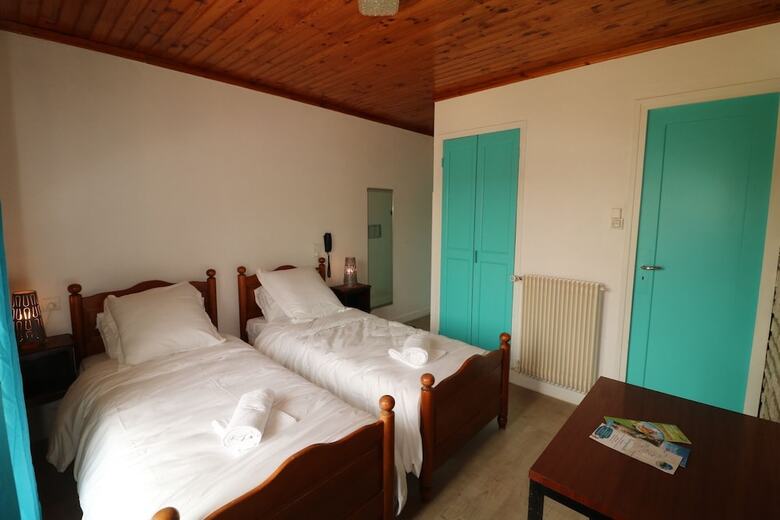 Hotel 30 Rte De Vallon Pont D Arc