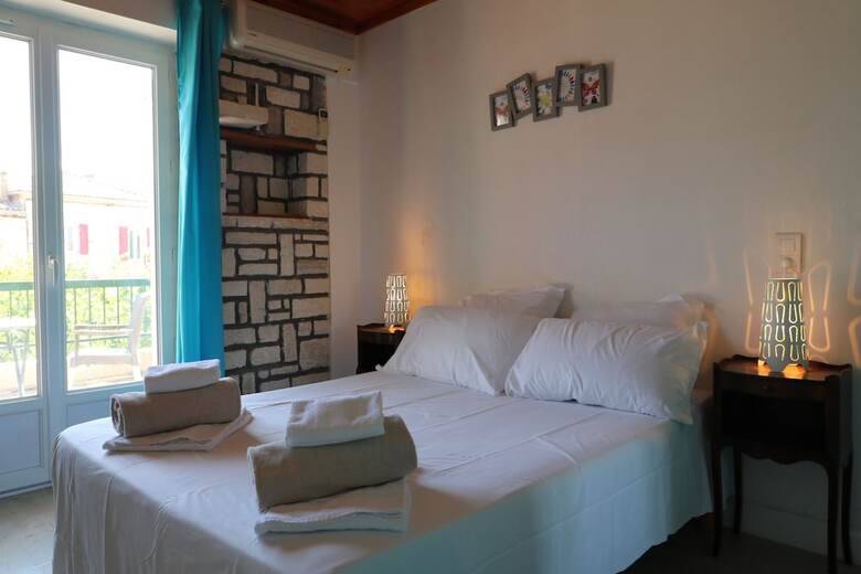 Hotel 30 Rte De Vallon Pont D Arc
