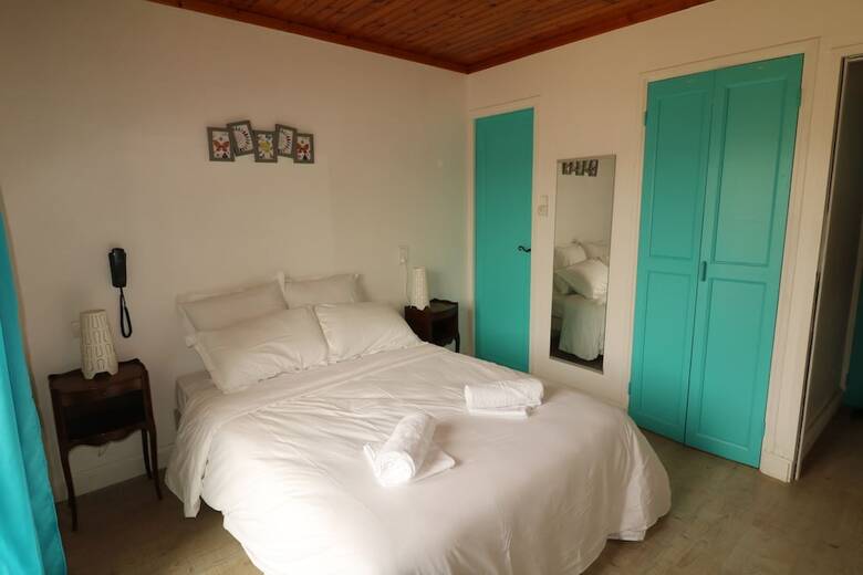 Hotel 30 Rte De Vallon Pont D Arc