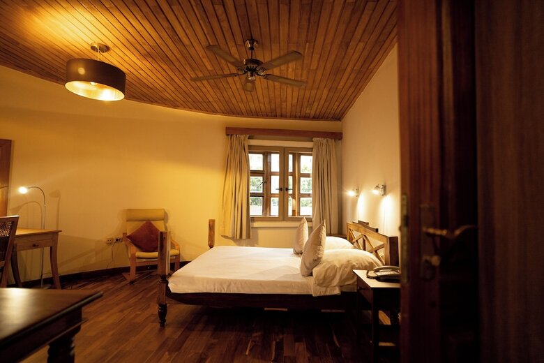 Esther's Hotel