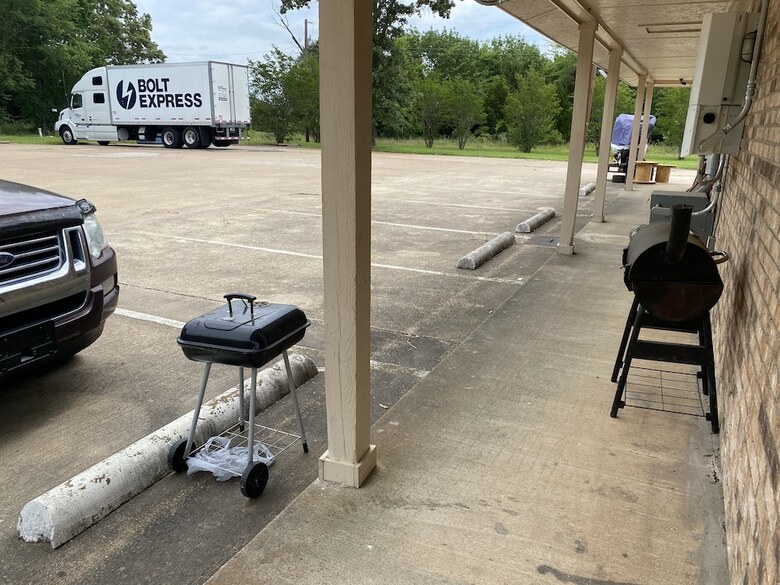 Motel Van Inn