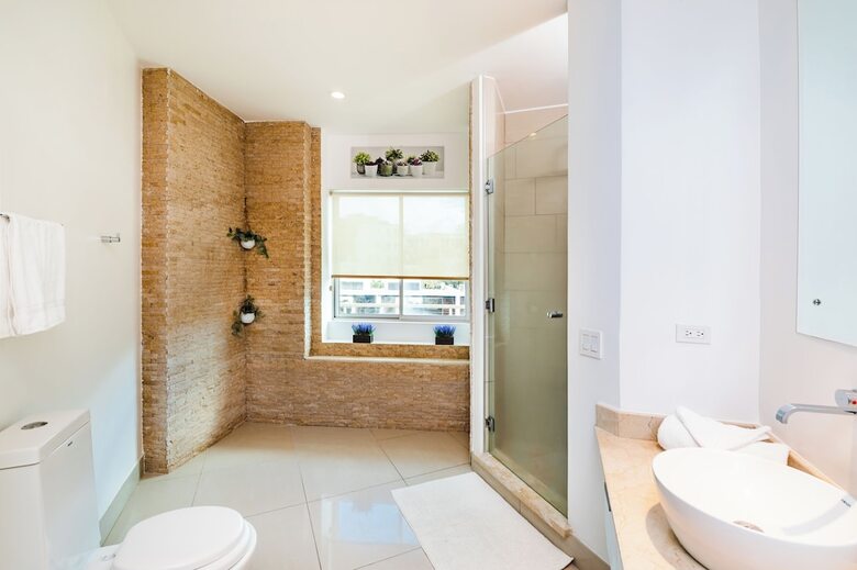 Mvillas - Luxury 2bed 2bath Condo W Pool