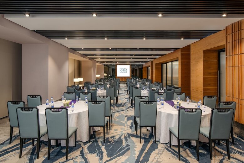 Hotel Four Points By Sheraton Kampala