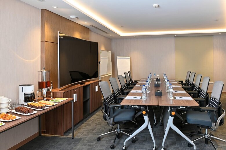 Comfort Hotel Jeddah King Road
