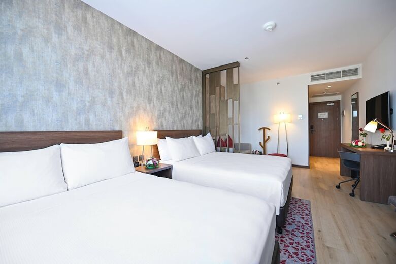 Comfort Hotel Jeddah King Road