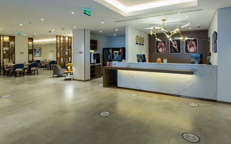 Comfort Hotel Jeddah King Road