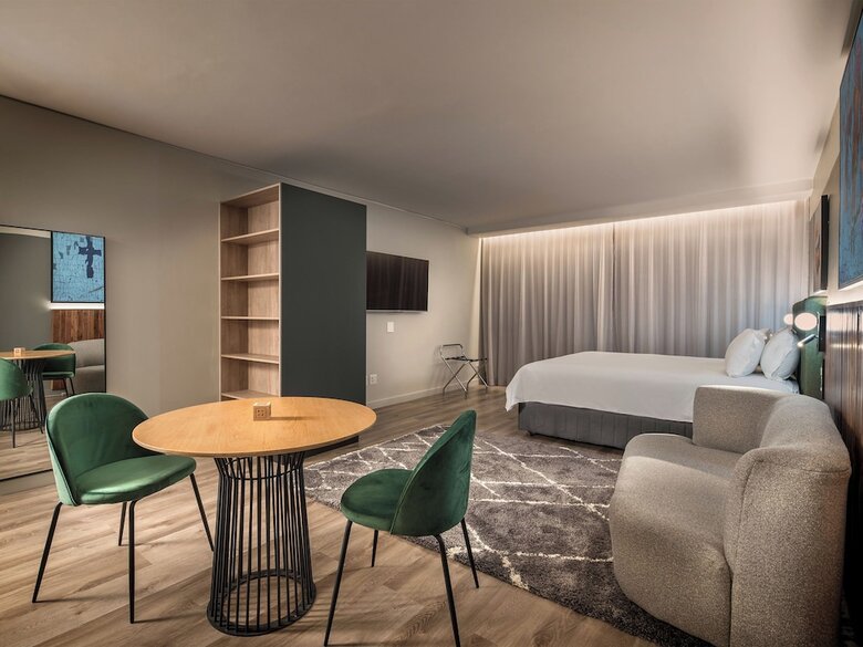The Rockefeller Hotel By Newmark