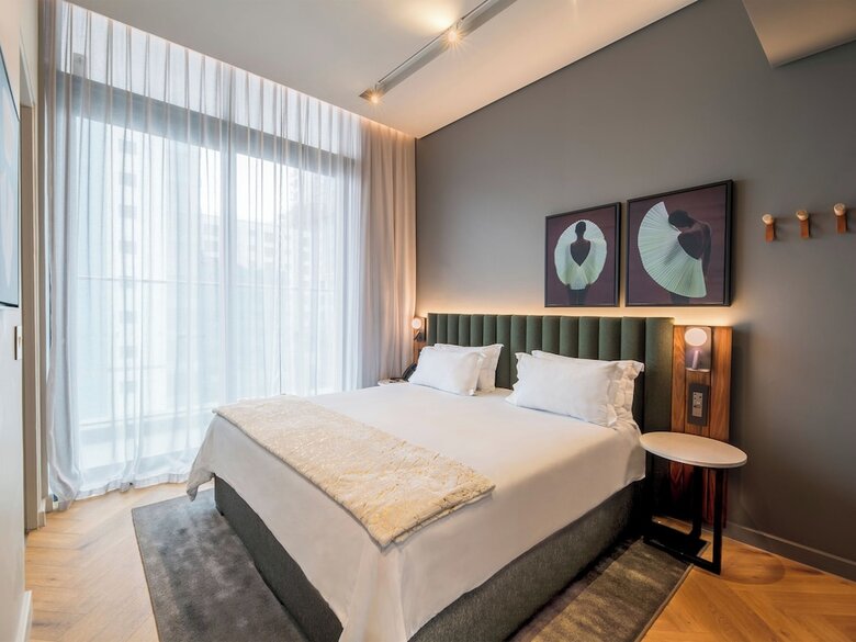 The Rockefeller Hotel By Newmark