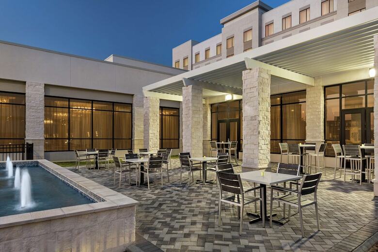 Hotel Embassy Suites By Hilton Round Rock