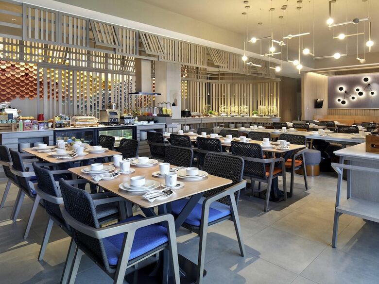 Hotel Ibis Styles Semarang Simpang Lima