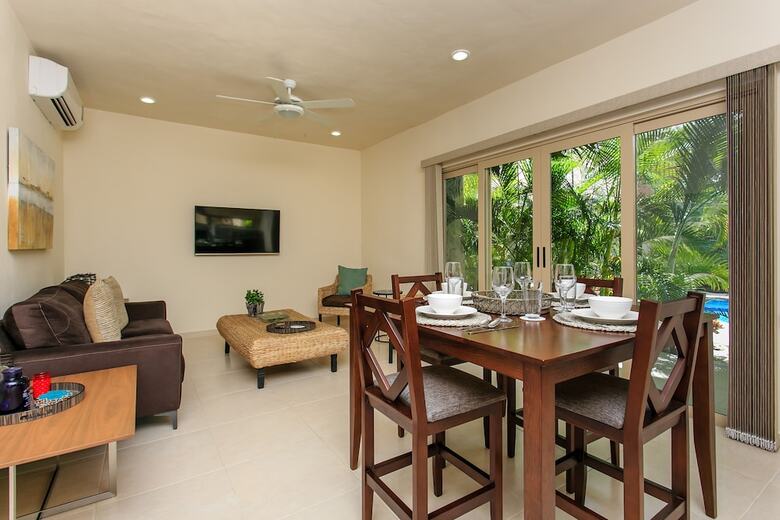Apartamentos Condo Complex With An Alluring Pool & Tropical Vibes By Stella Rentals