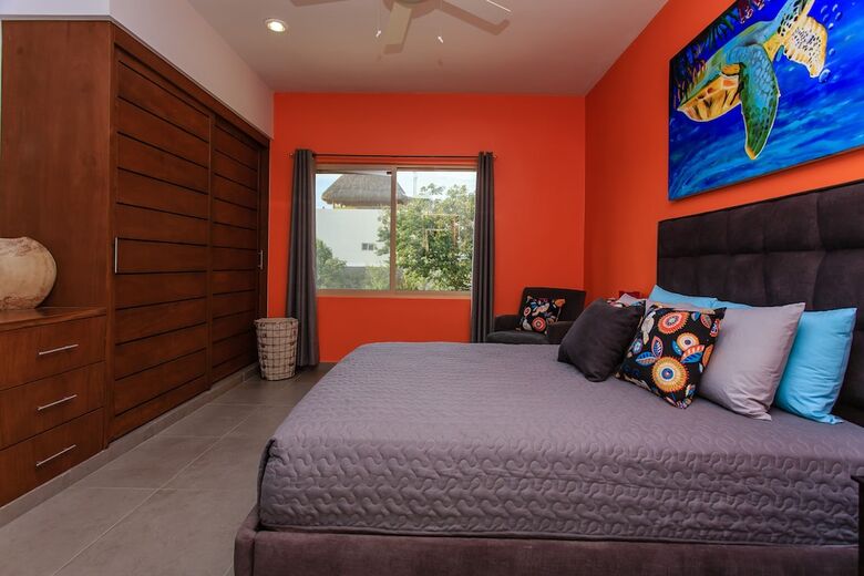 Apartamentos Condo Complex With An Alluring Pool & Tropical Vibes By Stella Rentals