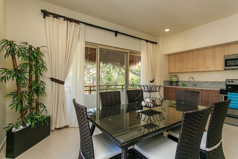 Apartamentos Condo Complex With An Alluring Pool & Tropical Vibes By Stella Rentals