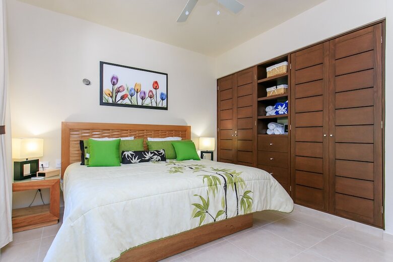 Apartamentos Condo Complex With An Alluring Pool & Tropical Vibes By Stella Rentals