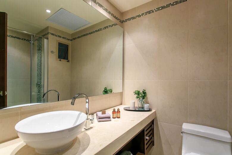 Apartamentos Condo Complex With An Alluring Pool & Tropical Vibes By Stella Rentals