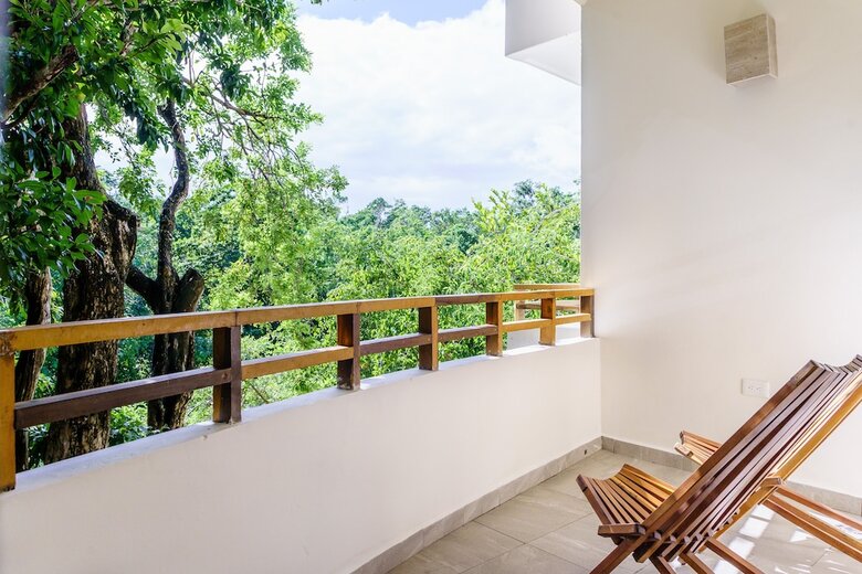 Apartamentos Condo Complex With An Alluring Pool & Tropical Vibes By Stella Rentals