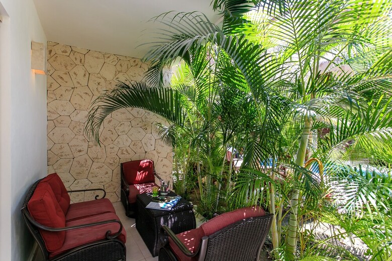 Apartamentos Condo Complex With An Alluring Pool & Tropical Vibes By Stella Rentals