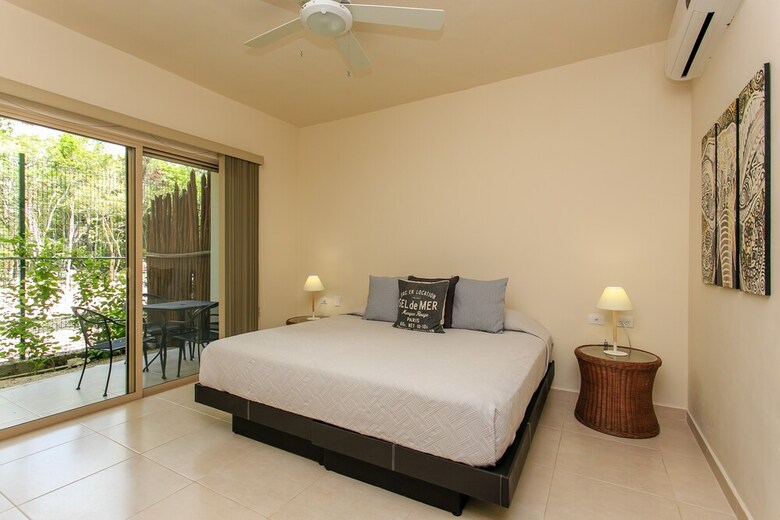Apartamentos Condo Complex With An Alluring Pool & Tropical Vibes By Stella Rentals