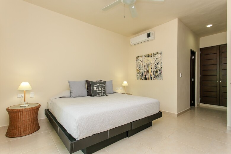 Apartamentos Condo Complex With An Alluring Pool & Tropical Vibes By Stella Rentals