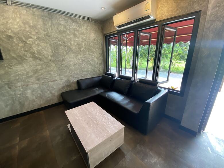 Hotel Roomquest Chonburi Laem Chabang