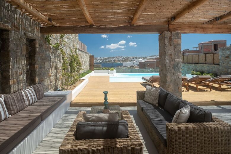 Amaris Mykonian Residence