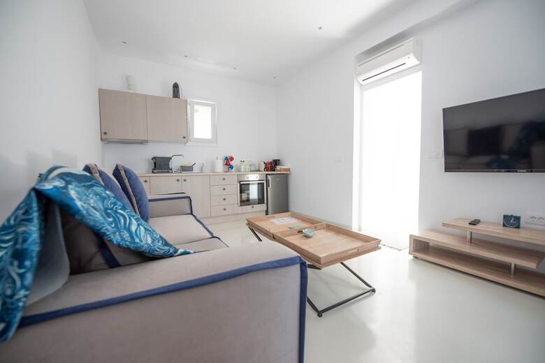 Amaris Mykonian Residence