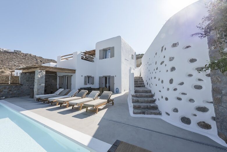 Amaris Mykonian Residence