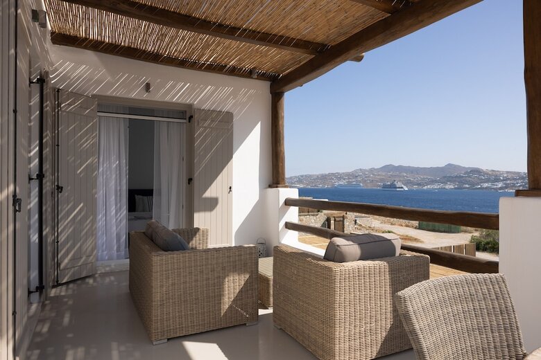 Amaris Mykonian Residence