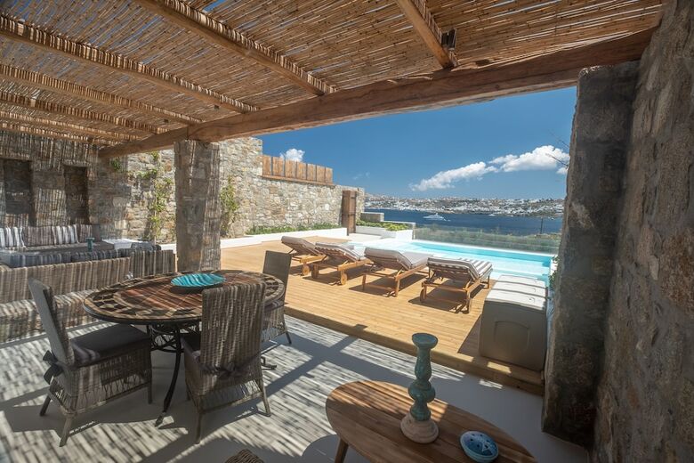 Amaris Mykonian Residence