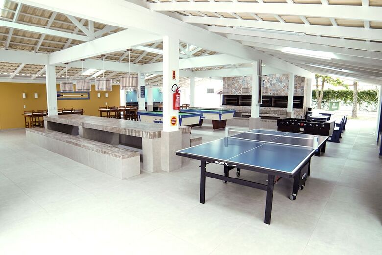 Paraiso Tropical Apartamentos E Camping