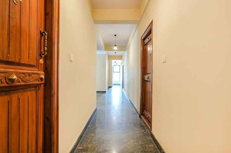 Fabhotel Crystal Suites